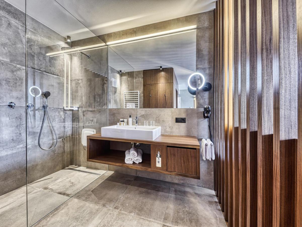 Hotel Traubenheim Тироло Екстериор снимка