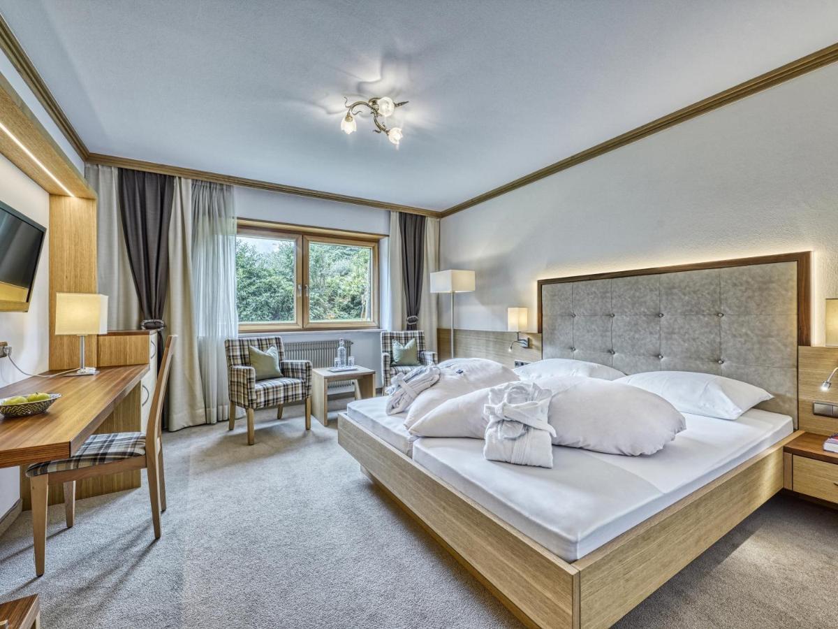 Hotel Traubenheim Тироло Екстериор снимка